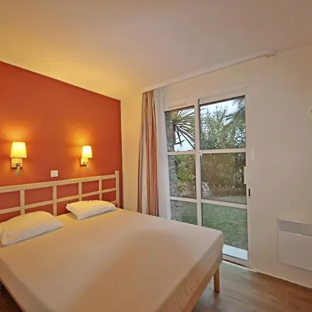 3m - C4 010 - 426la * Saint-Raphael (Var)